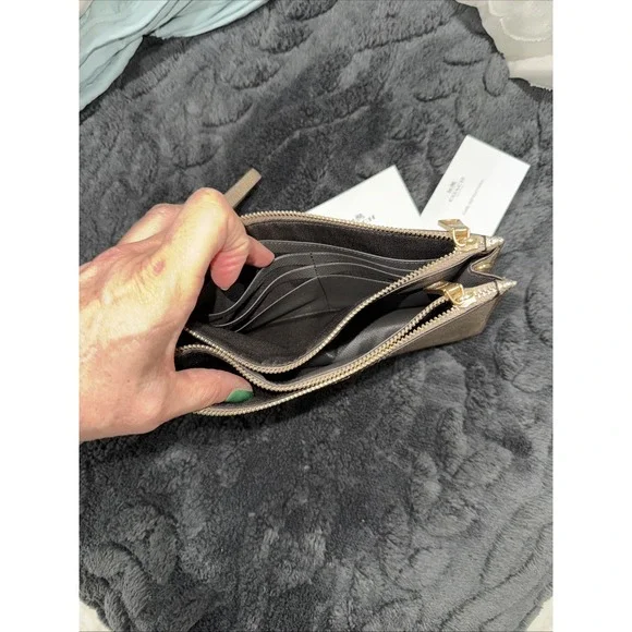 Coach Metallic Leather Wristlet Clutch Gold Zip Pouch Authentic - Picture 3 of 12